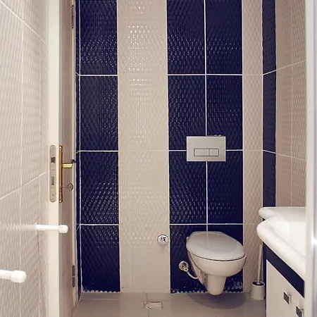 Taxim House Apartment *