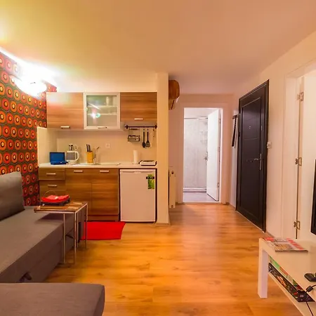 Taxim House
